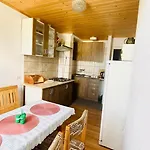 Проживание в семье Kama Тылич