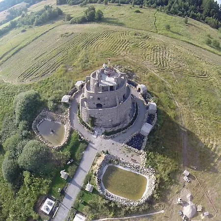 Kama 홈스테이 틸리치